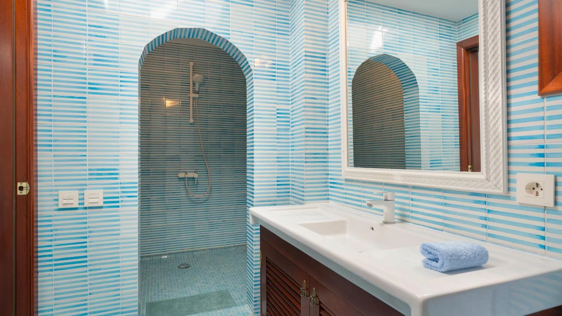 Sea Front Caleton Suite Los Pocillos Spain